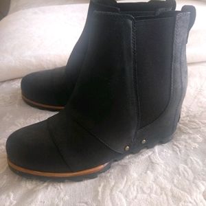 Sorel "Joan of Arctic" Boots